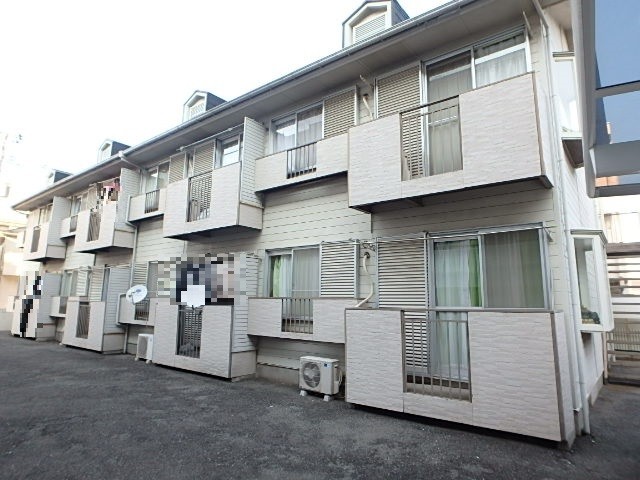 ��ʌ��������܎s��{����ؒ��S���ڂ̃A�p�[�g�̌����O��