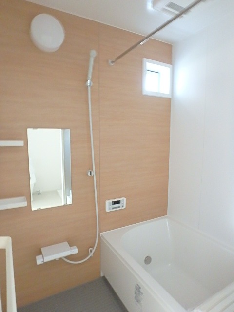 ��ʌ��������܎s�k����i���Q���ڂ̃A�p�[�g�̃o�X