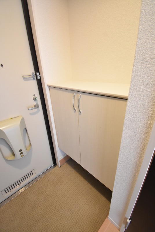 ��ʌ��������܎s�΋擹�c�y�R���ڂ̃A�p�[�g�̌���