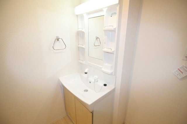 ��ʌ��z�J�s�{�{���P���ڂ̃A�p�[�g�̐��ʏ�