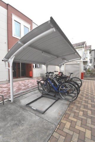 ��ʌ��z�J�s�{�{���P���ڂ̃A�p�[�g�̂��̑�