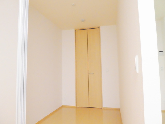 ��ʌ�����s������R���ڂ̃A�p�[�g�̂��̑������E�X�y�[�X