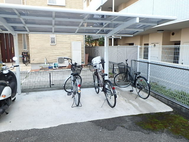 ��ʌ��������܎s��{����ؒ��S���ڂ̃A�p�[�g�̂��̑�