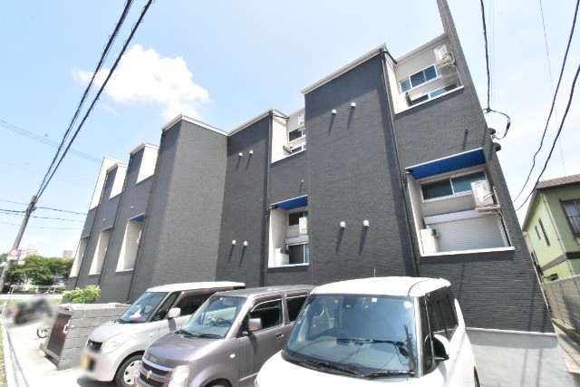 ��ʌ��z�J�s�{�{���P���ڂ̃A�p�[�g�̌����O��