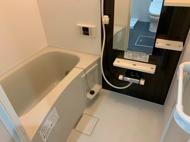 ��ʌ��z�J�s�{�{���P���ڂ̃A�p�[�g�̃o�X