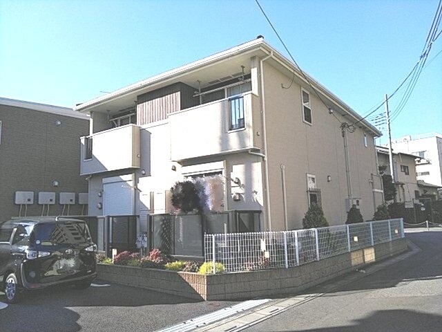 ��ʌ��z�J�s���R���ڂ̃A�p�[�g�̌����O��