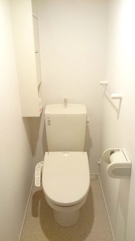 ��ʌ��z�J�s���R���ڂ̃A�p�[�g�̃g�C��