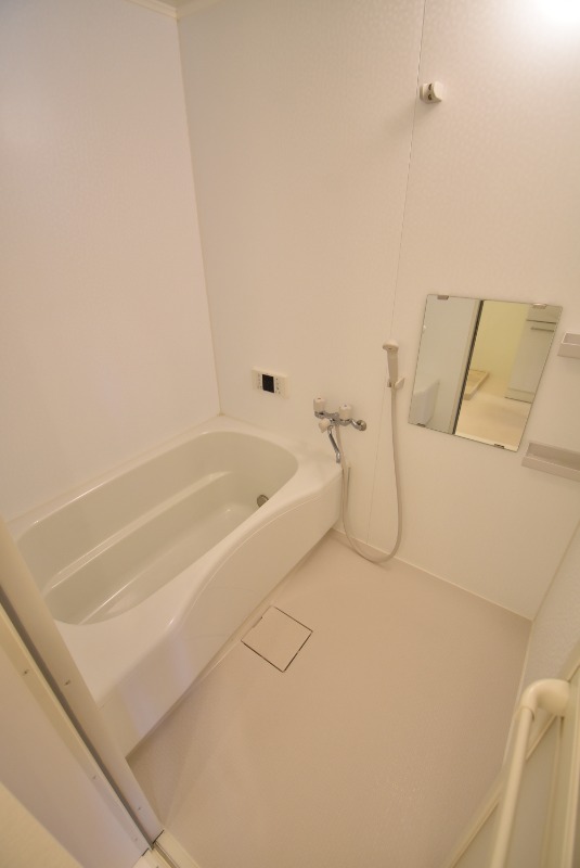 ��ʌ��������܎s�΋擹�c�y�R���ڂ̃A�p�[�g�̃o�X