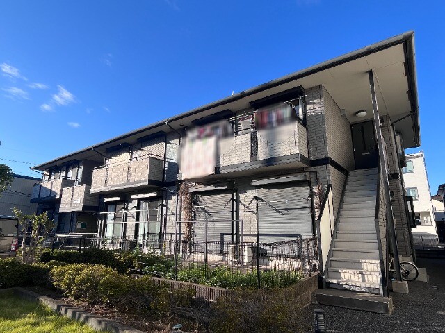 ��ʌ��t�����s�~�c�{���Q���ڂ̃A�p�[�g�̌����O��