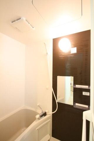 ��ʌ��������܎s����厚�w��̃A�p�[�g�̃o�X