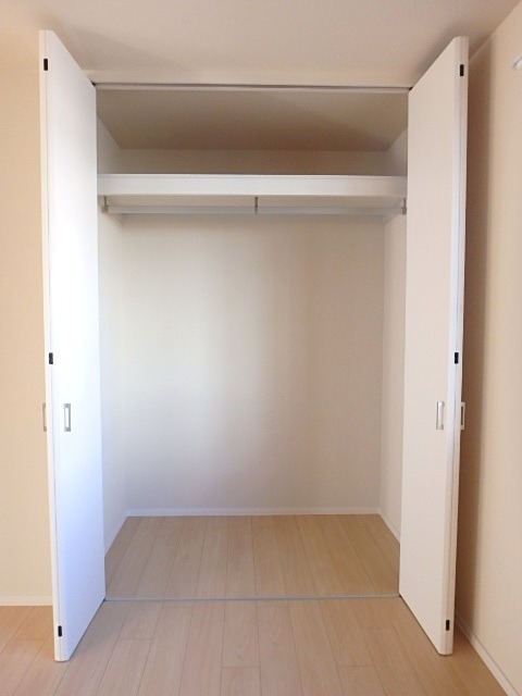 ��ʌ��������܎s�k��y�C���P���ڂ̃}���V�����̎��[