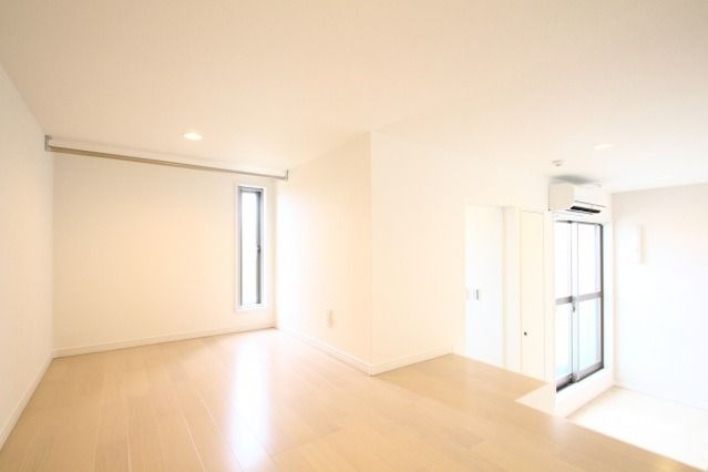 ��ʌ��������܎s����厚�w��̃A�p�[�g�̂��̑������E�X�y�[�X