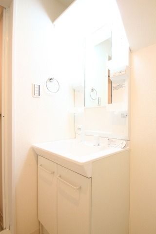 ��ʌ��������܎s����厚�w��̃A�p�[�g�̐��ʏ�