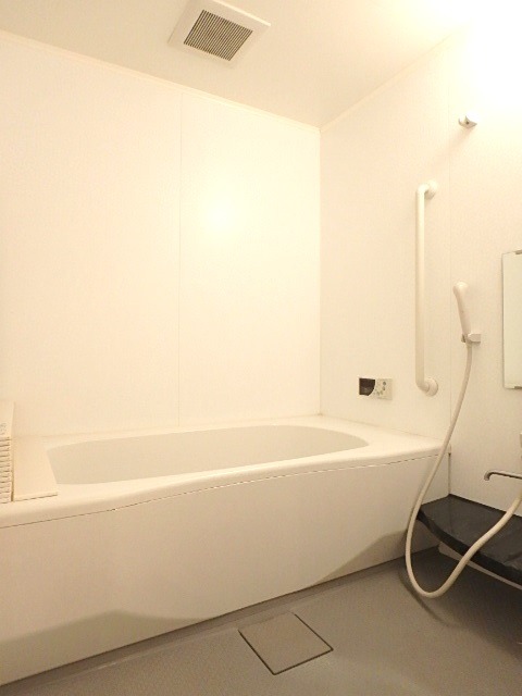 ��ʌ��������܎s������{�����S���ڂ̃A�p�[�g�̃o�X