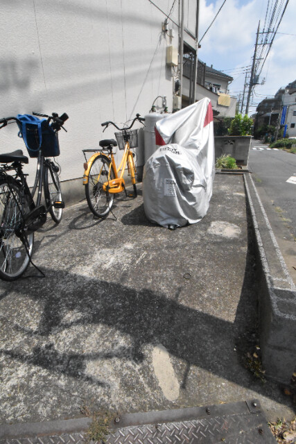 ��ʌ��������܎s�k��A�|���P���ڂ̃A�p�[�g�̂��̑�