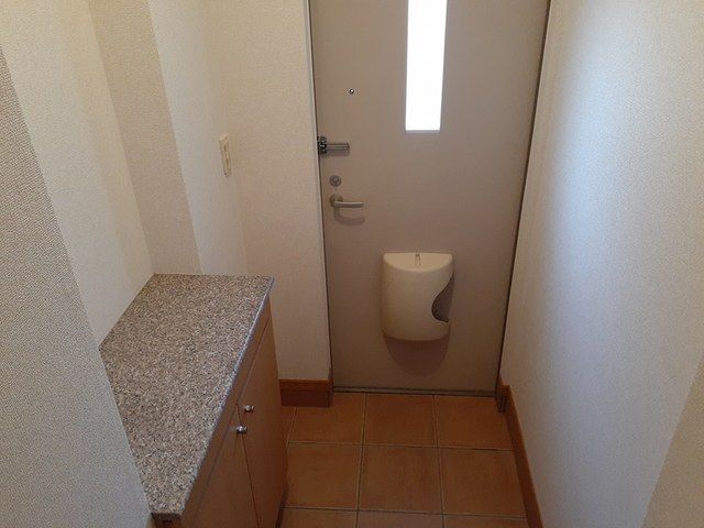 ��ʌ�����s���L�P���ڂ̃A�p�[�g�̌���