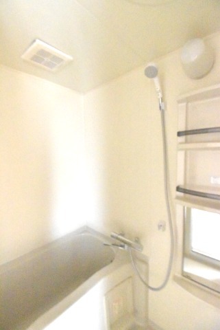 ��ʌ�����s�厚�ؑ]�C�̃}���V�����̃o�X