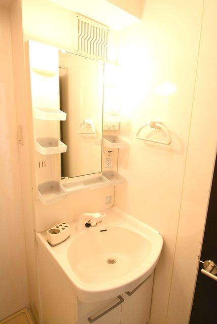 ��ʌ��������܎s�Y�a���؍�U���ڂ̃A�p�[�g�̐��ʏ�