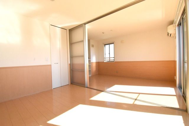 ��ʌ��������܎s�Y�a���؍�U���ڂ̃A�p�[�g�̐Q��