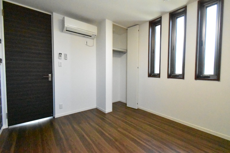 ��ʌ��������܎s�Y�a���؍�R���ڂ̃}���V�����̐Q��