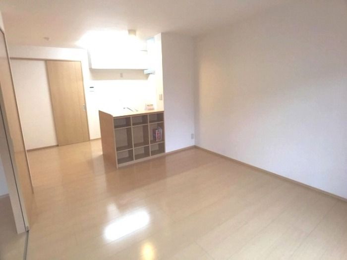 ��ʌ��������܎s�΋擹�c�y�Q���ڂ̃A�p�[�g�̋��ԁE���r���O