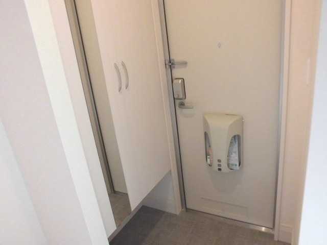 ��ʌ��������܎s�����扺�����V���ڂ̃A�p�[�g�̌���