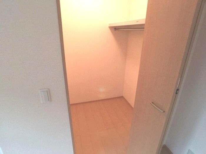 ��ʌ��������܎s�΋擹�c�y�Q���ڂ̃A�p�[�g�̎��[