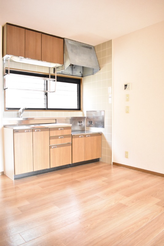 ��ʌ��������܎s������{�����S���ڂ̃A�p�[�g�̋��ԁE���r���O