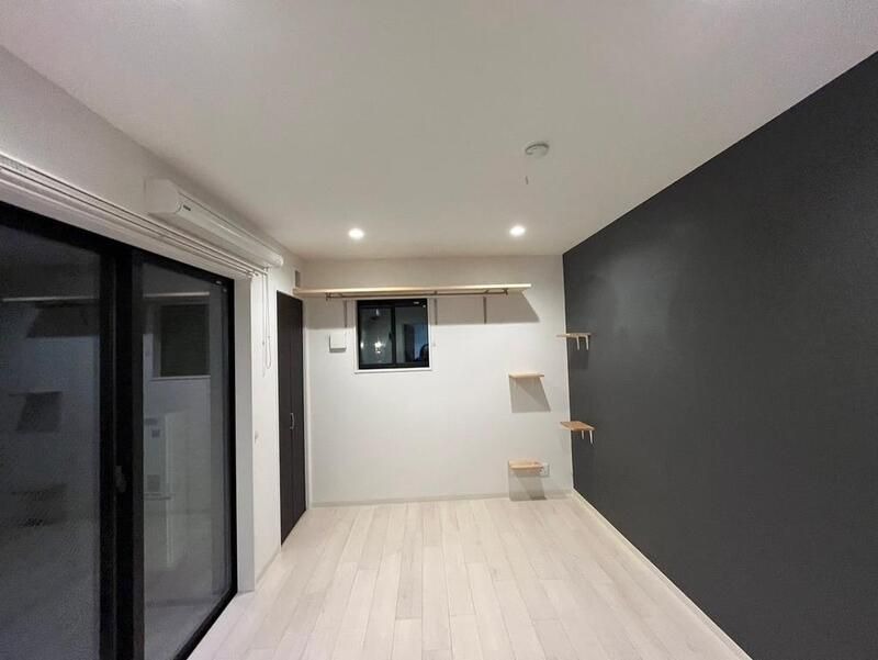 ��ʌ������s���v��̃A�p�[�g�̋��ԁE���r���O