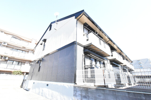 ��ʌ�����s�˒˂R����1-26�̃A�p�[�g�̌����O��