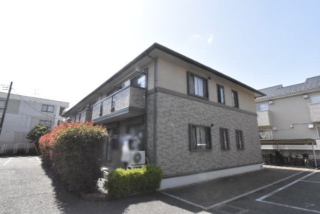 ��ʌ��������܎s�k����i���Q���ڂ̃A�p�[�g�̌����O��