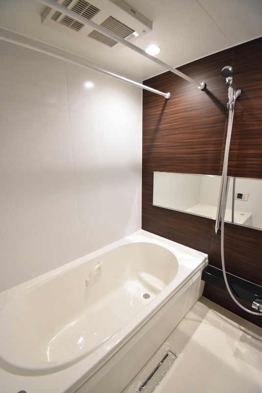 ��ʌ��������܎s�΋�����R���ڂ̃}���V�����̃o�X