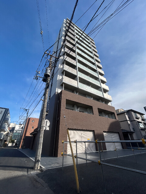 ��ʌ��������܎s��{��{���Q����102�̃}���V�����̌����O��