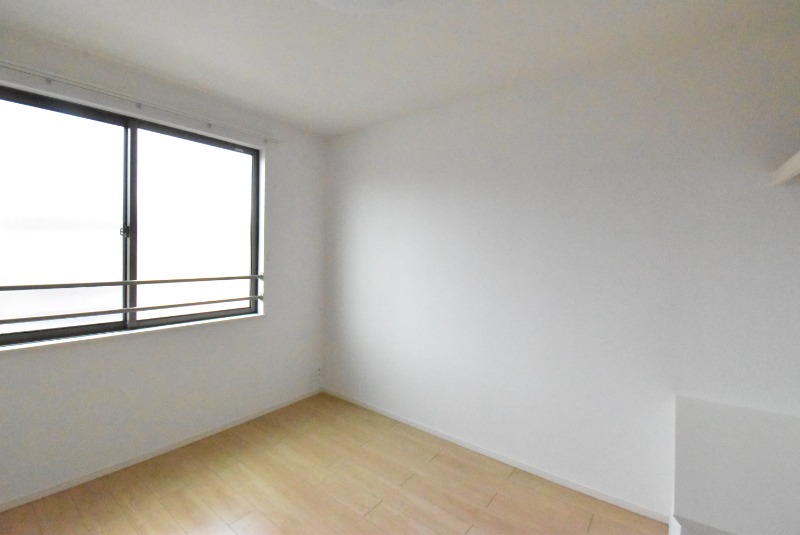 ��ʌ�����s����R���ڂ̃A�p�[�g�̂��̑�