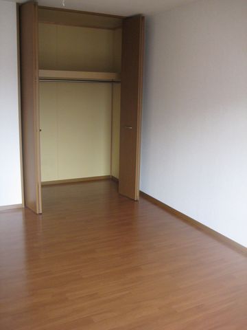 ��ʌ��������܎s�k����i���Q���ڂ̃A�p�[�g�̂��̑������E�X�y�[�X