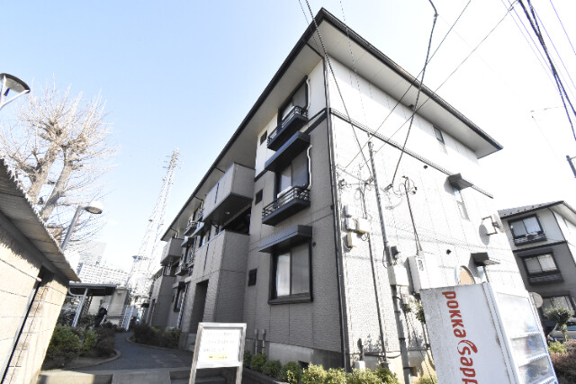 ��ʌ��������܎s������㗎���Q���ڂ̃A�p�[�g�̌����O��