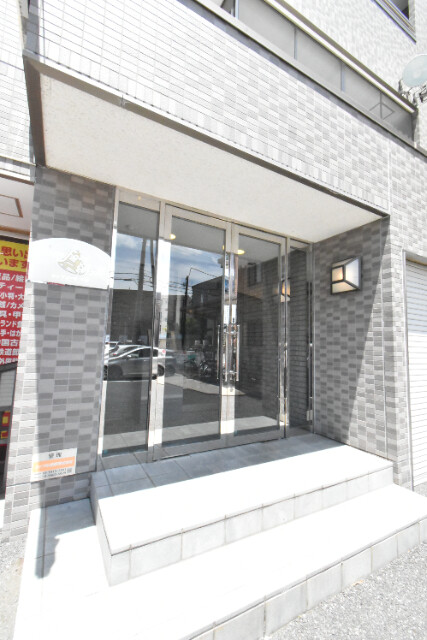 ��ʌ�����s�˒˓��P���ڂ̃}���V�����̃G���g�����X