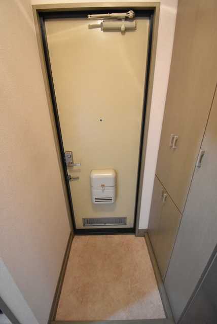 ��ʌ��������܎s������㗎���Q���ڂ̃A�p�[�g�̌���