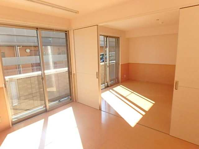 ��ʌ��������܎s������{�����S���ڂ̃A�p�[�g�̋��ԁE���r���O