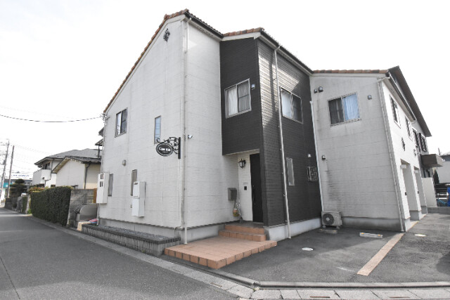 ��ʌ��z�J�s�����T���ڂ̃e���X�n�E�X�̌����O��