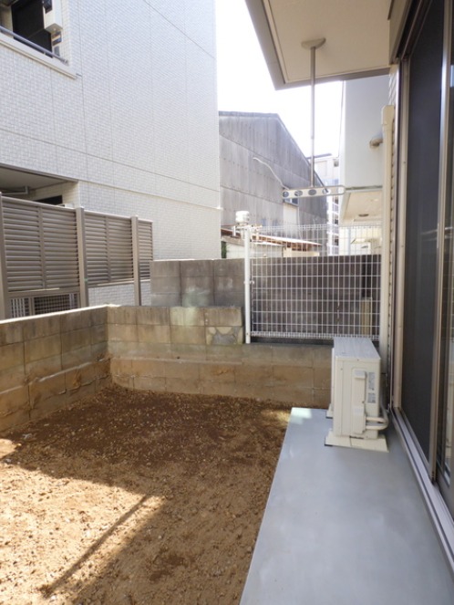 ��ʌ�����s�씵���J�S���ڂ̃}���V�����̃o���R�j�[