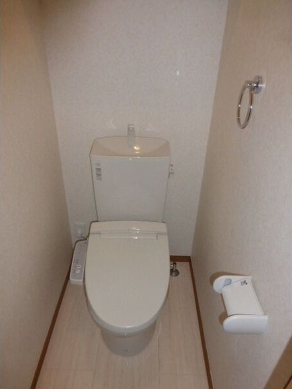 ��ʌ��z�J�s�����T���ڂ̃e���X�n�E�X�̃g�C��