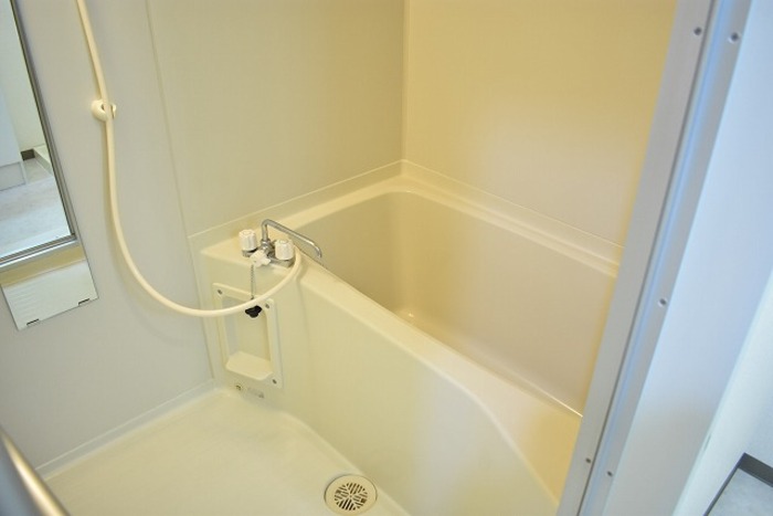 ��ʌ��������܎s������㗎���Q���ڂ̃A�p�[�g�̃o�X