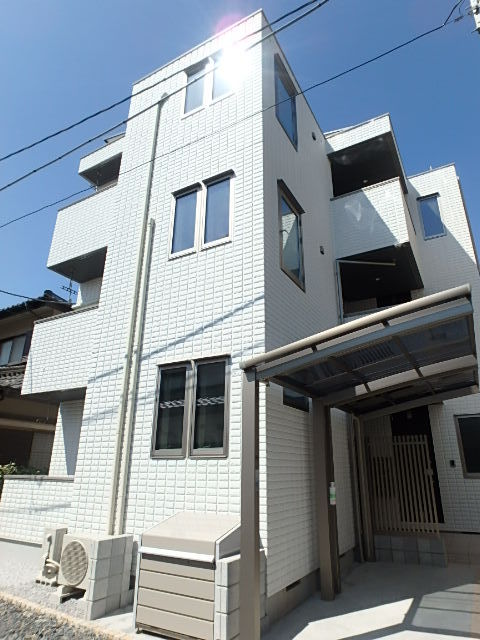 ��ʌ��������܎s��{��听���P���ڂ̃}���V�����̌����O��