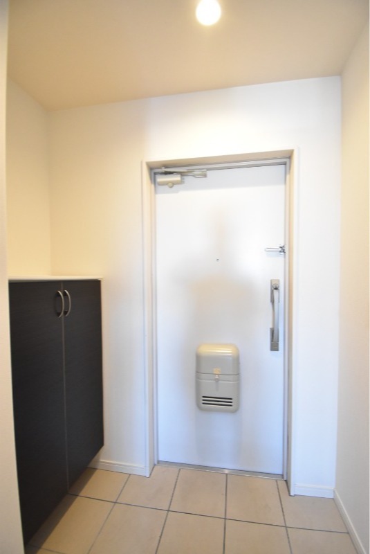 ��ʌ�����s������R���ڂ̃}���V�����̌���