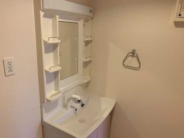 ��ʌ��z�J�s���C�N�^�E���Q���ڂ̃A�p�[�g�̐��ʏ�