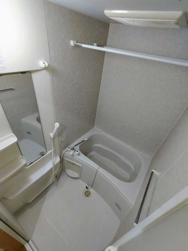 ��ʌ��������܎s���撆���S���ڂ̃}���V�����̃o�X