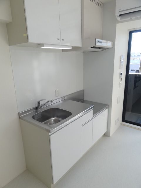 ��ʌ��������܎s��{��O���Q���ڂ̃}���V�����̃L�b�`��