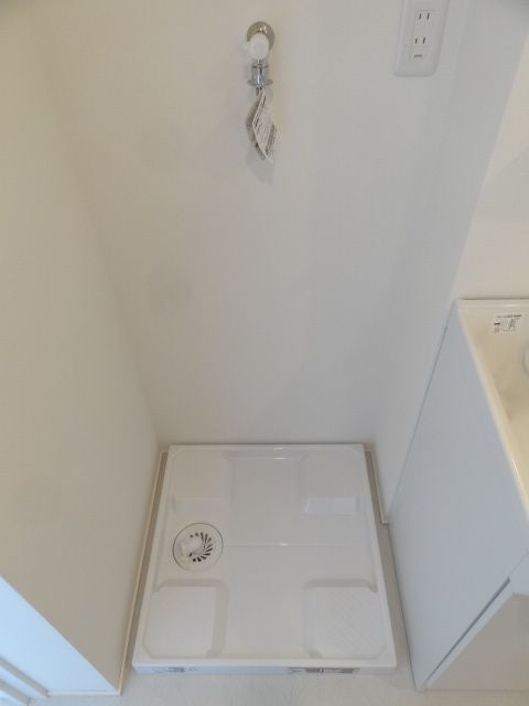 ��ʌ��������܎s��{��O���Q���ڂ̃}���V�����̂��̑������E�X�y�[�X