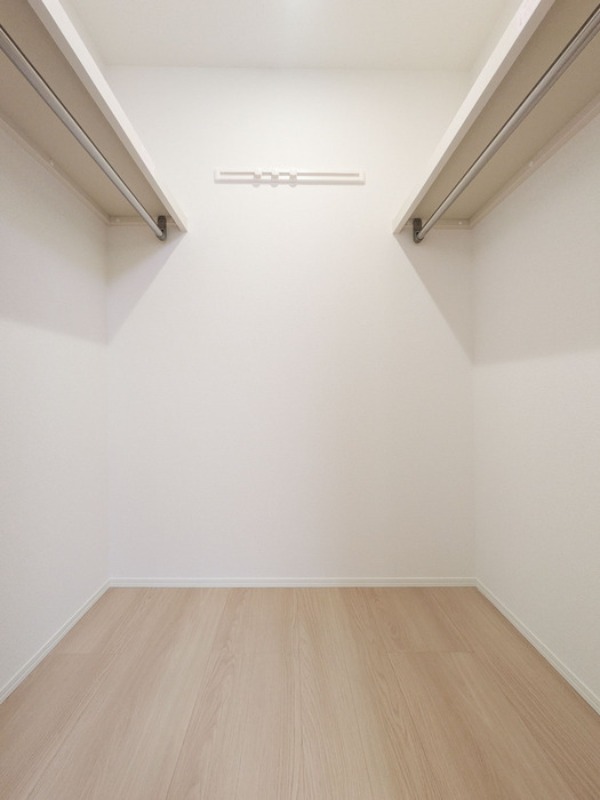 ��ʌ��z�J�s�o�˒��̃A�p�[�g�̎��[